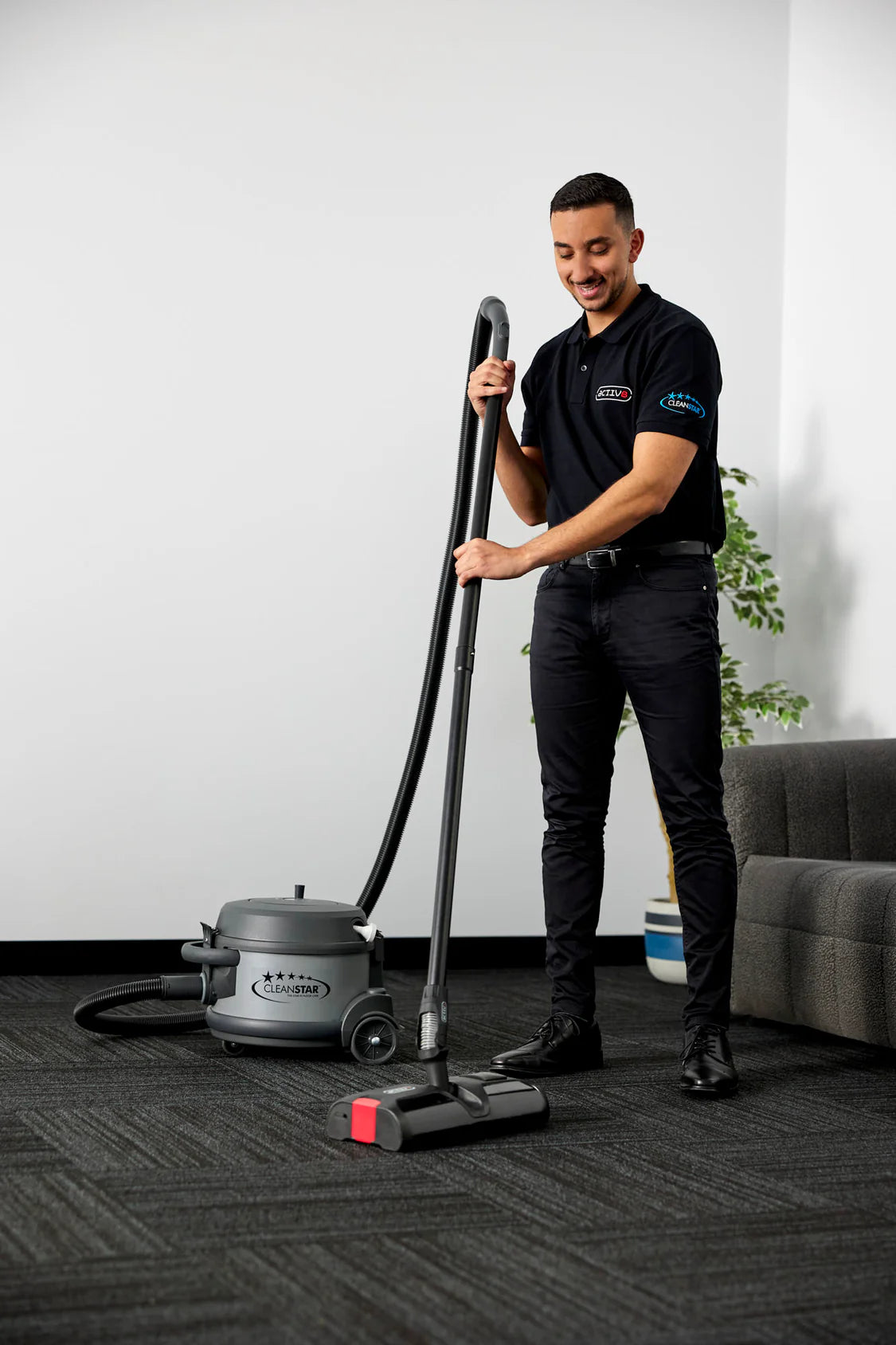 BUTLER PRO Vacuum Cleaner with ACTIV8 Combo - for 